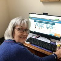 Rosie Wolf, Helpdesk Responder.